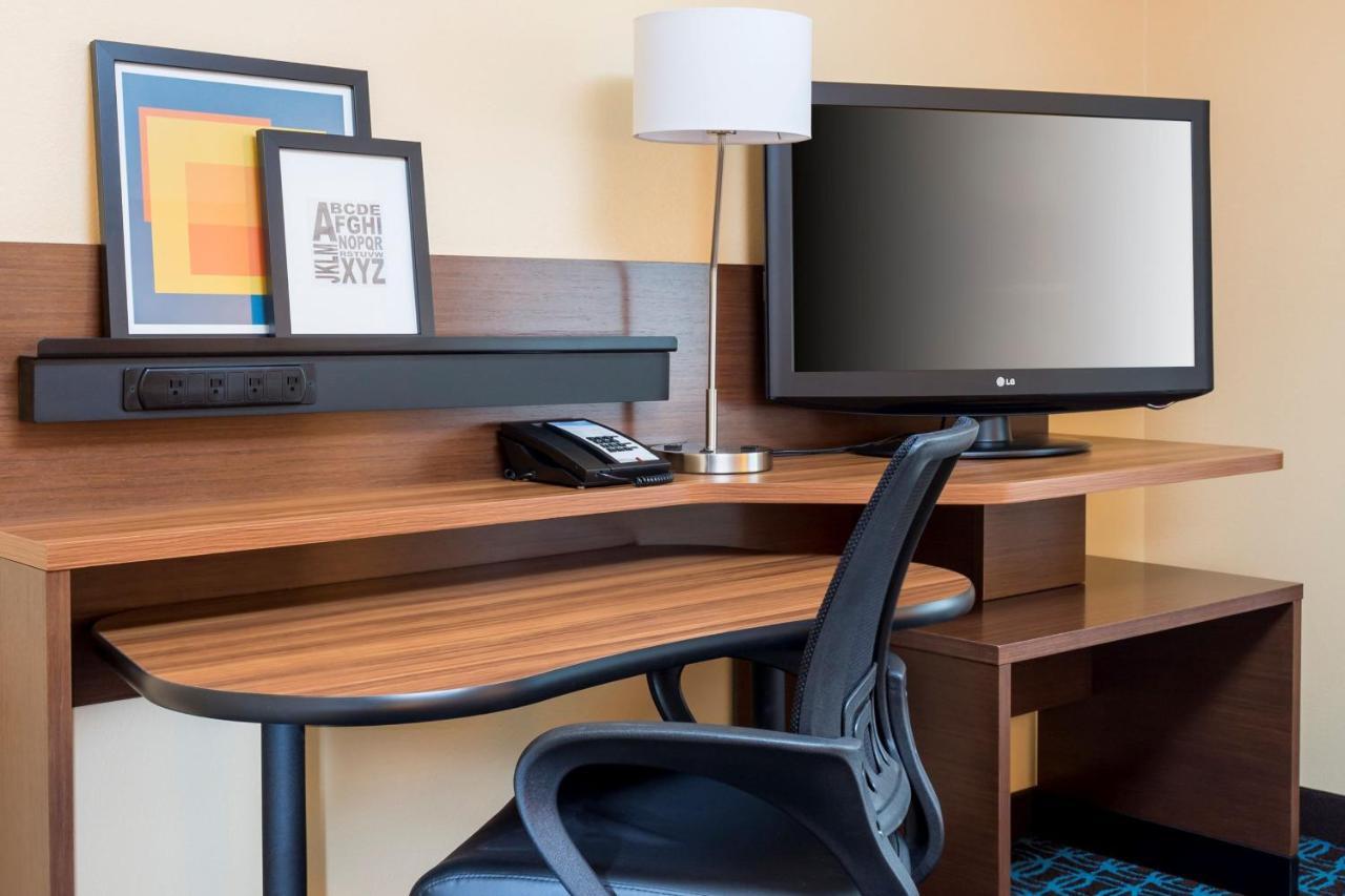 Fairfield Inn & Suites Тайлер Экстерьер фото