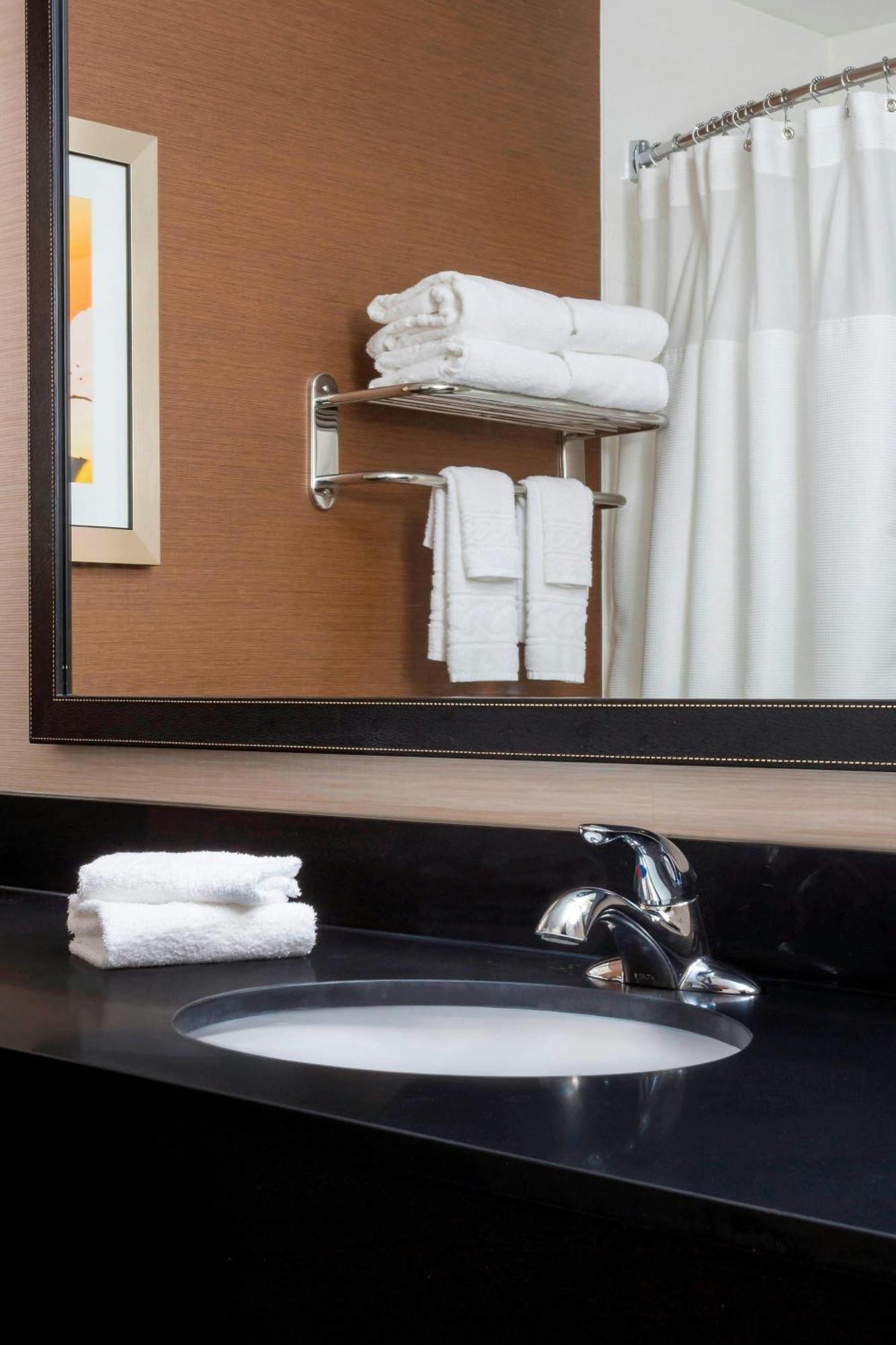 Fairfield Inn & Suites Тайлер Экстерьер фото