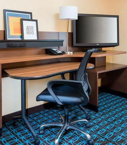 Fairfield Inn & Suites Тайлер Экстерьер фото